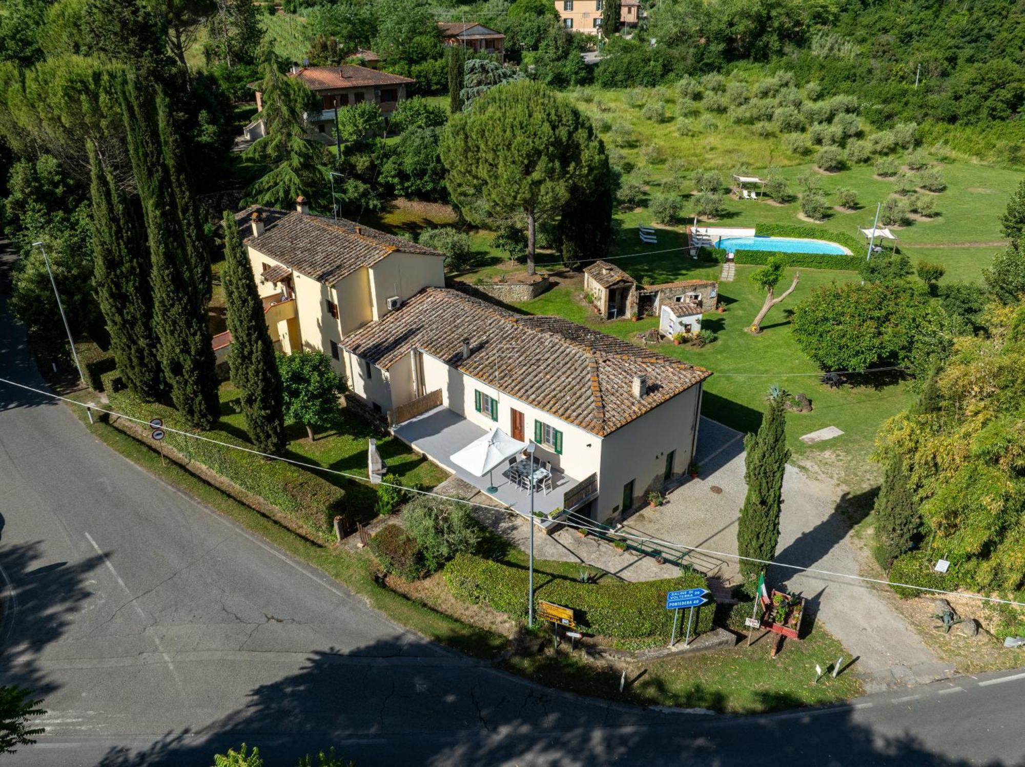 Molino Del Prato Apartment Volterra Exterior photo